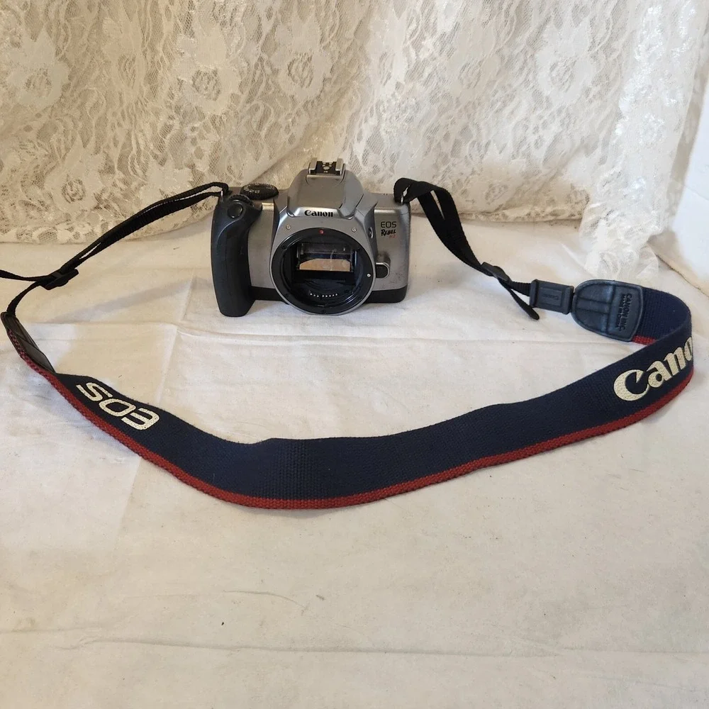 Canon EOS K2 REBEL 35mm SLR Camera Silver Body Only Untested For Parts Or Repair